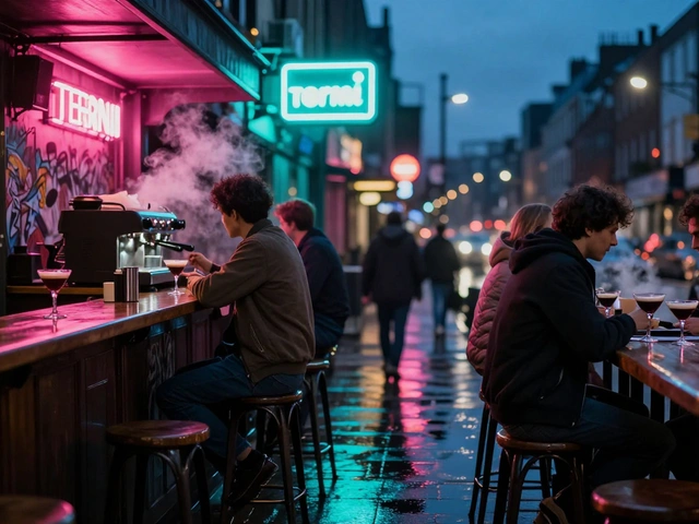 Late-Night Bars in London: Where the City Comes Alive After Midnight